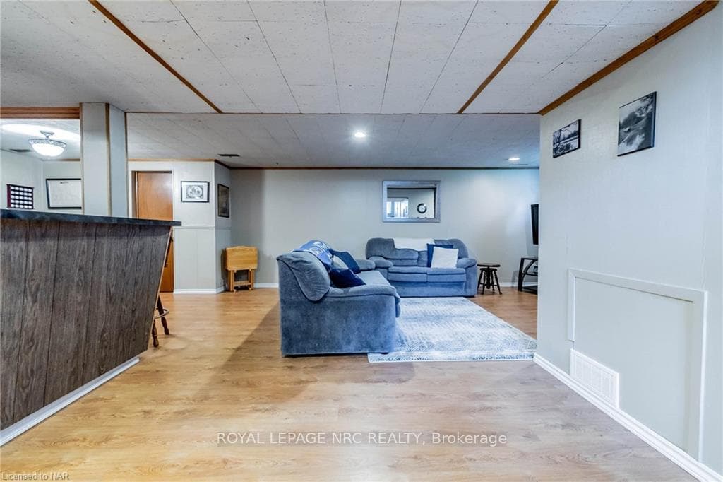 Spacious recroom