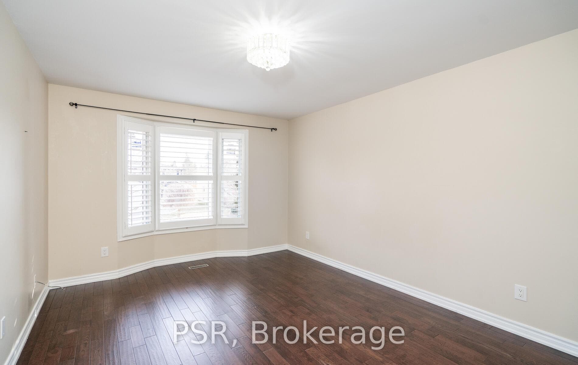89 Batson Drive Unit Upper photo 25