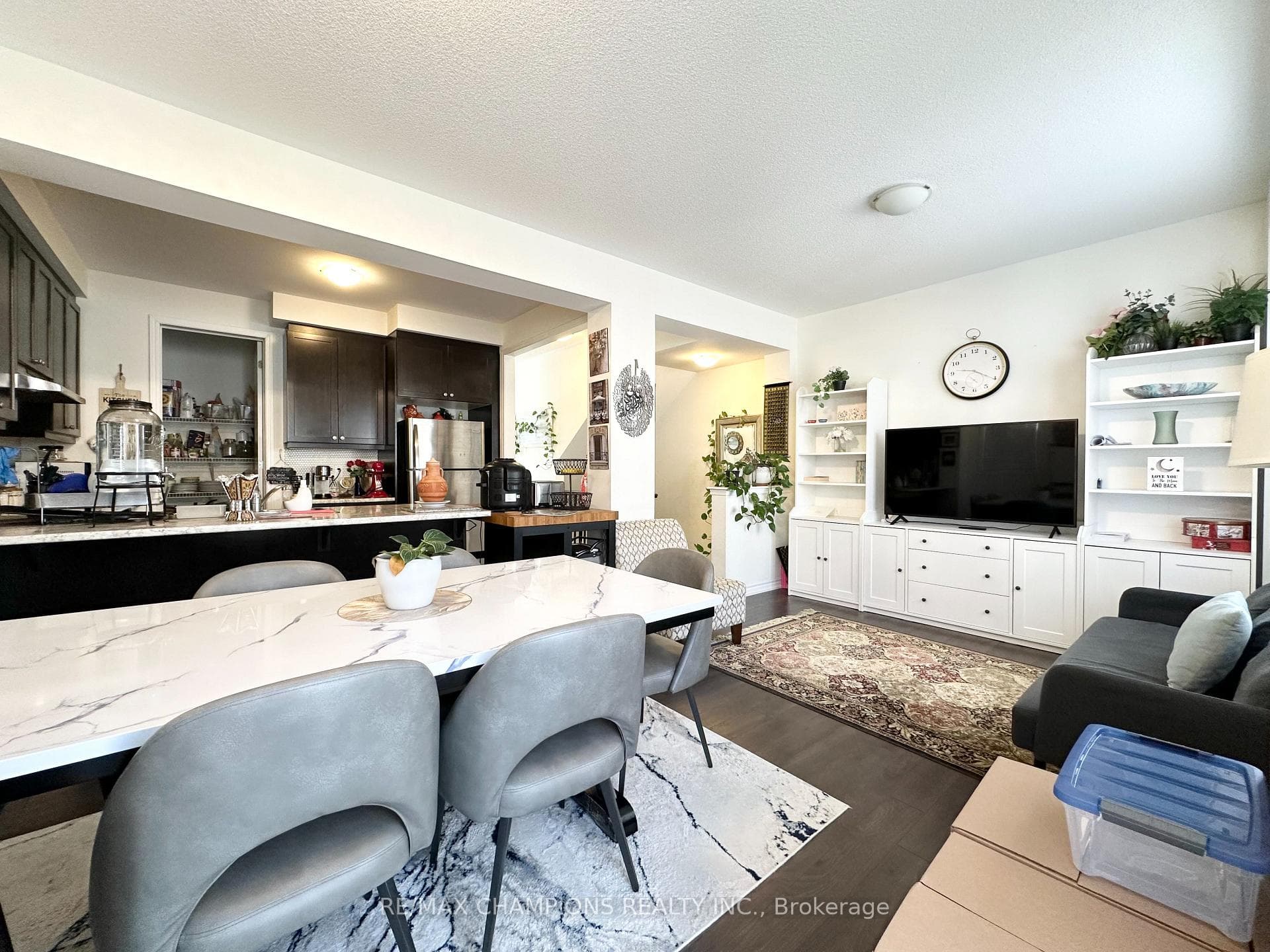 1222 Rose Way Unit 29 photo 12
