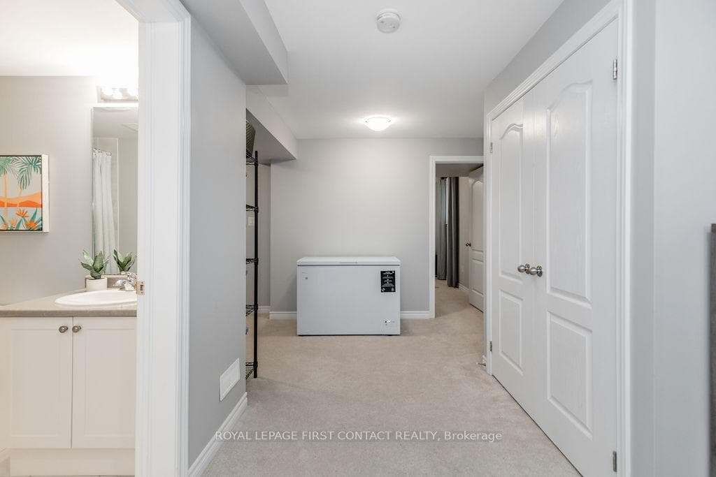 1302 Hunter Street photo 24