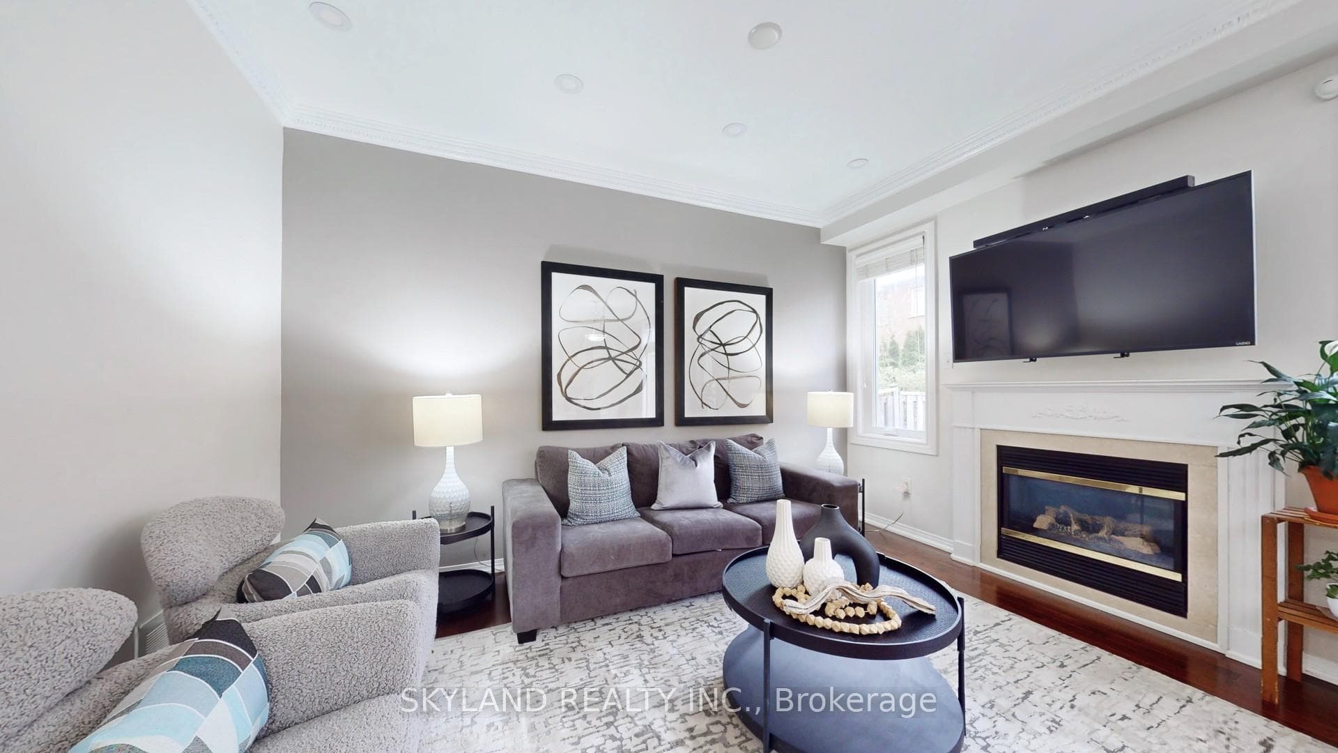 9 Magnotta Road photo 8