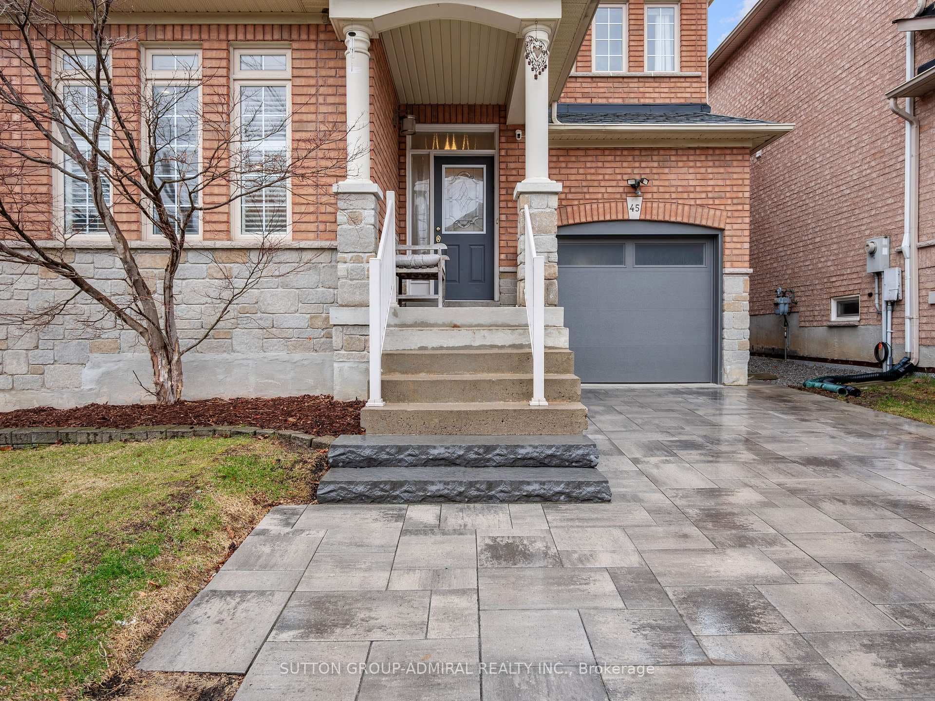 45 Chardonnay Drive photo 2