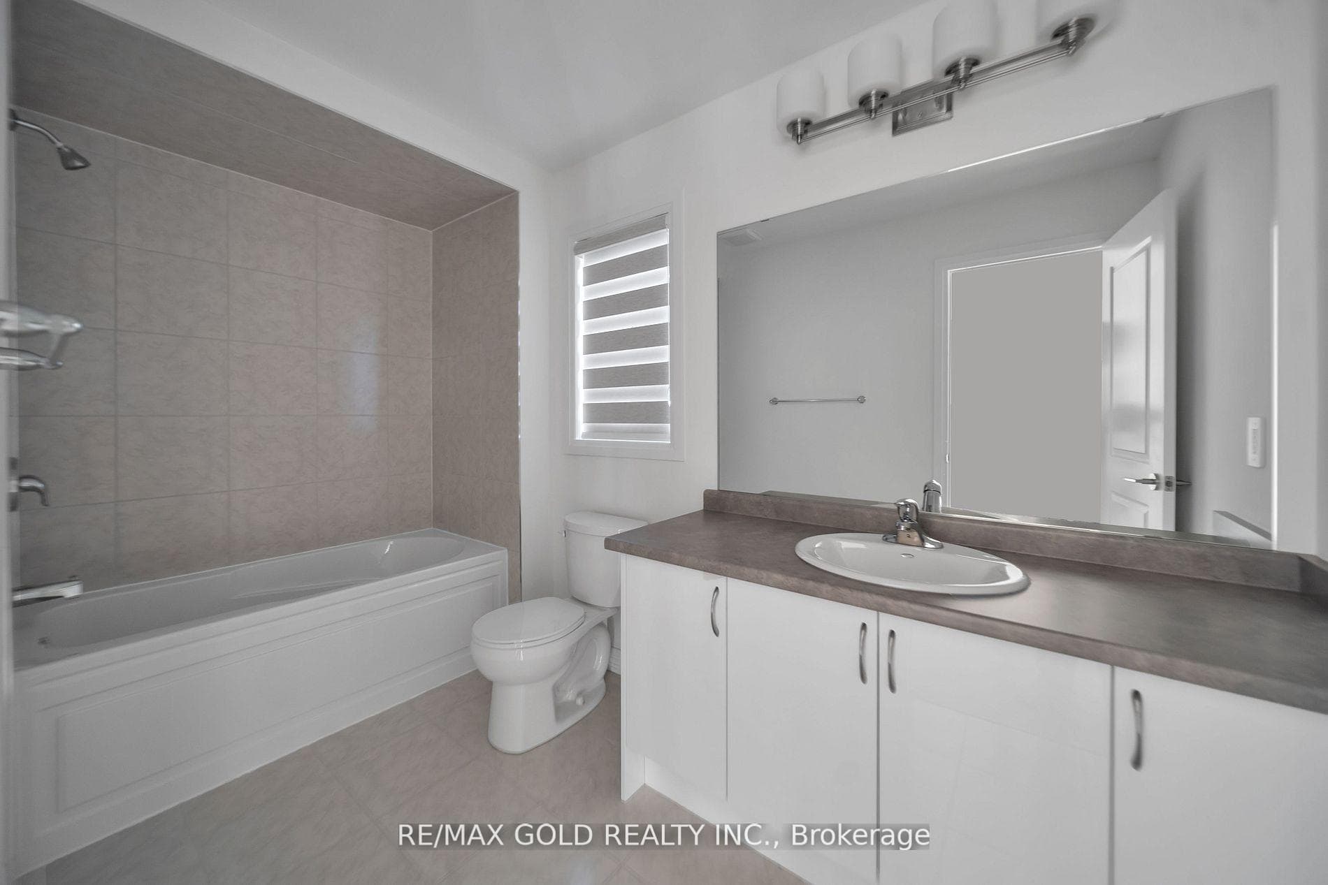 10 Whitton Drive photo 23