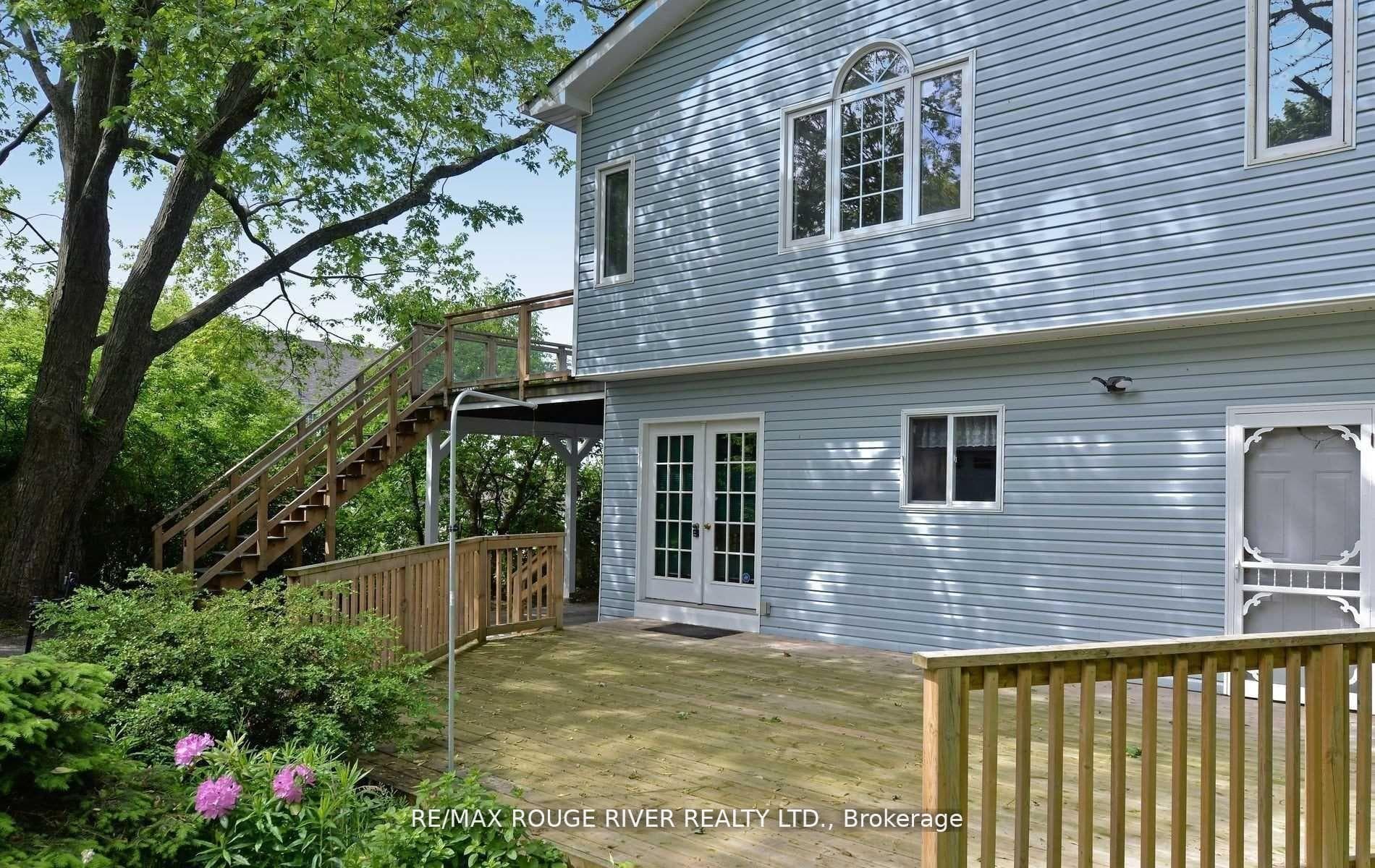 705 Front Road Unit Upper photo 14