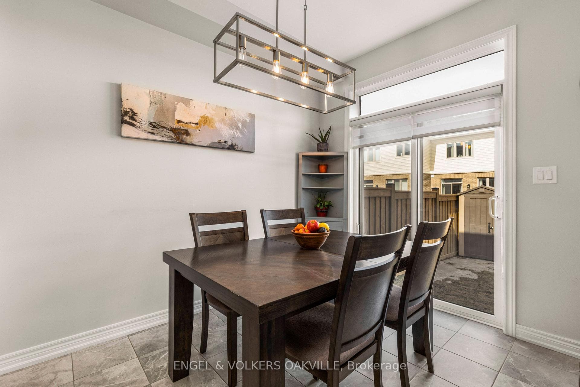 44 Clifford Crescent photo 17