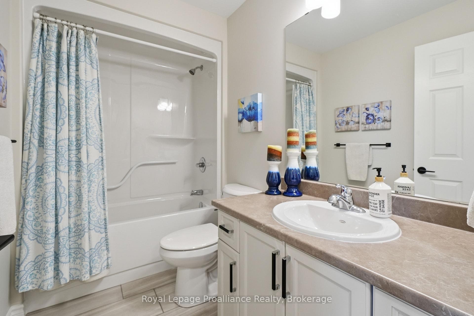 24 Riverstone Way photo 23