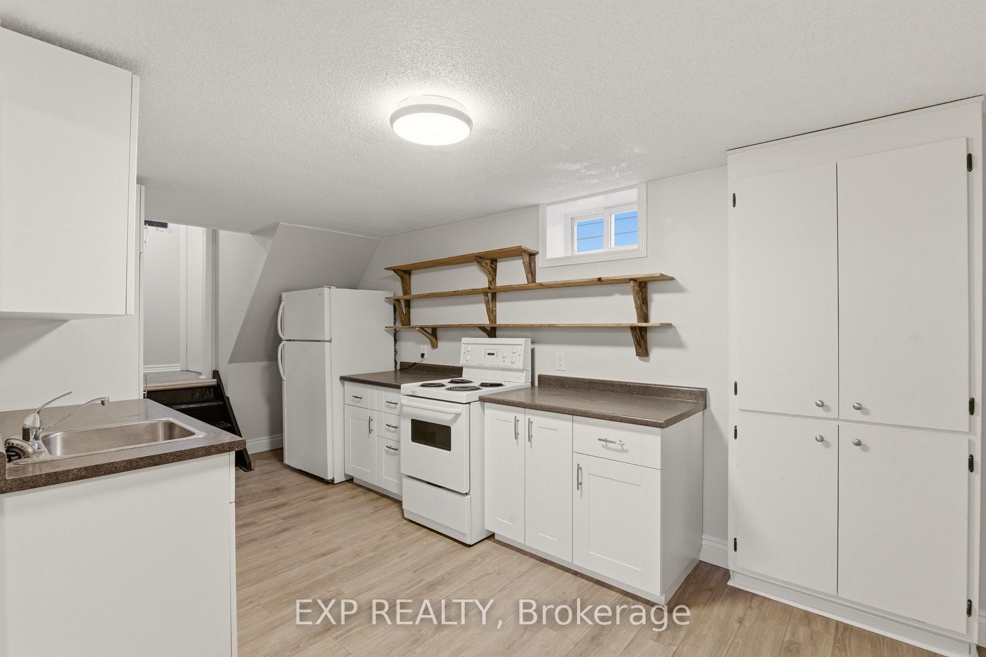 226 Spencleys Lane photo 20