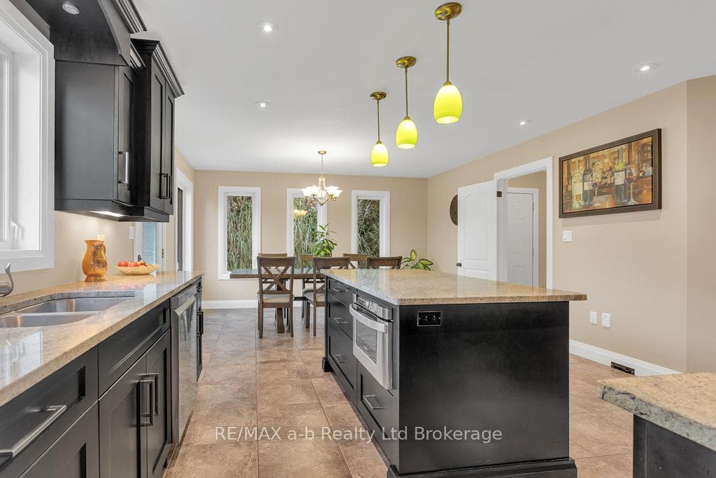 9442 Richmond Road photo 16