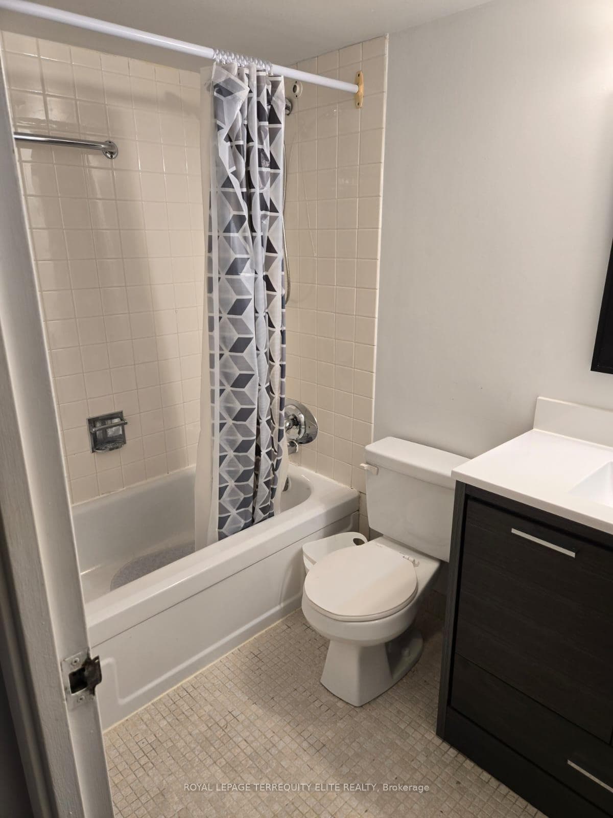 80 St Patrick Street Unit 622 photo 15