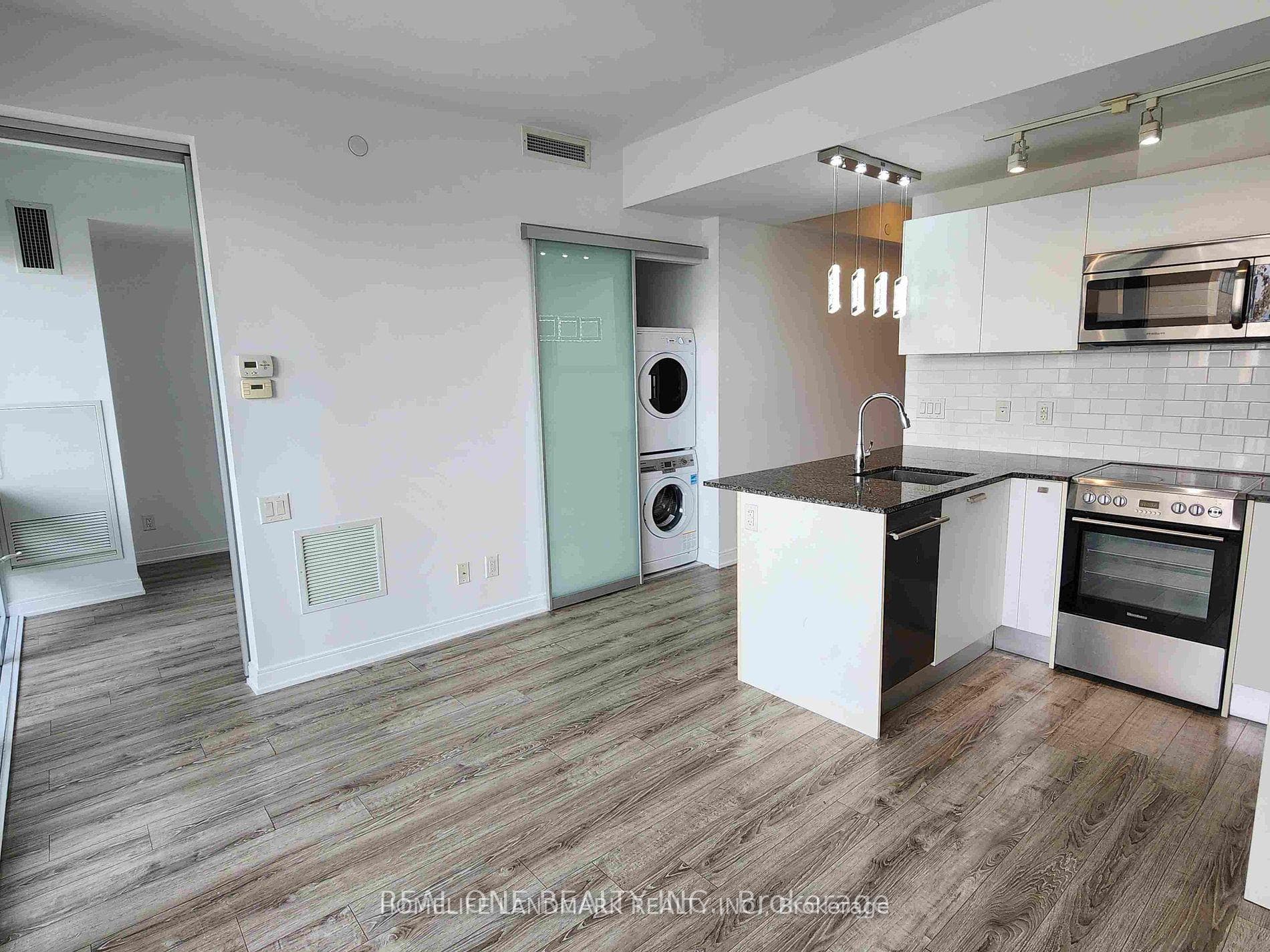 42 Charles Street Unit 2705 photo 4