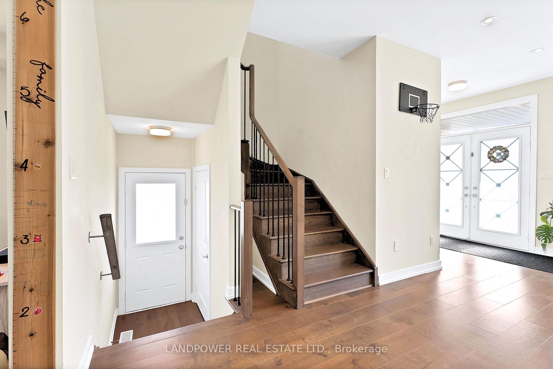 22 Sam Priestley Avenue photo 17