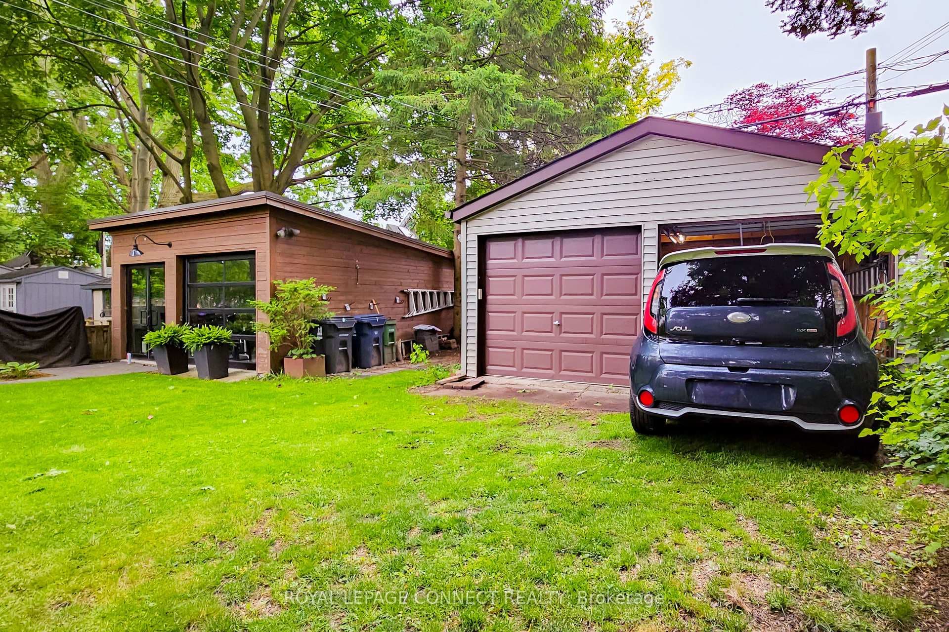 144 Kenilworth Avenue photo 2