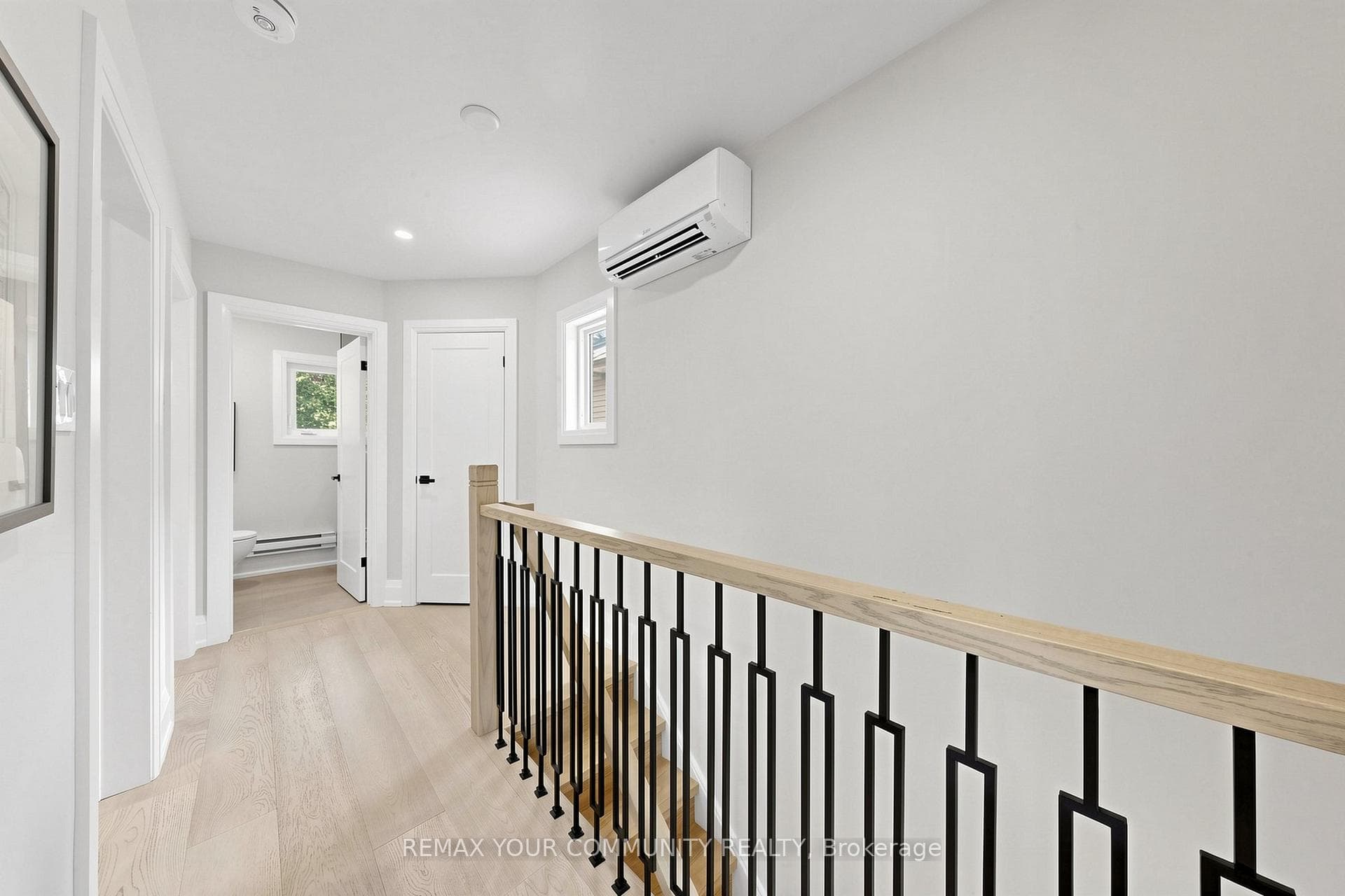 351 Fairlawn Avenue photo 15