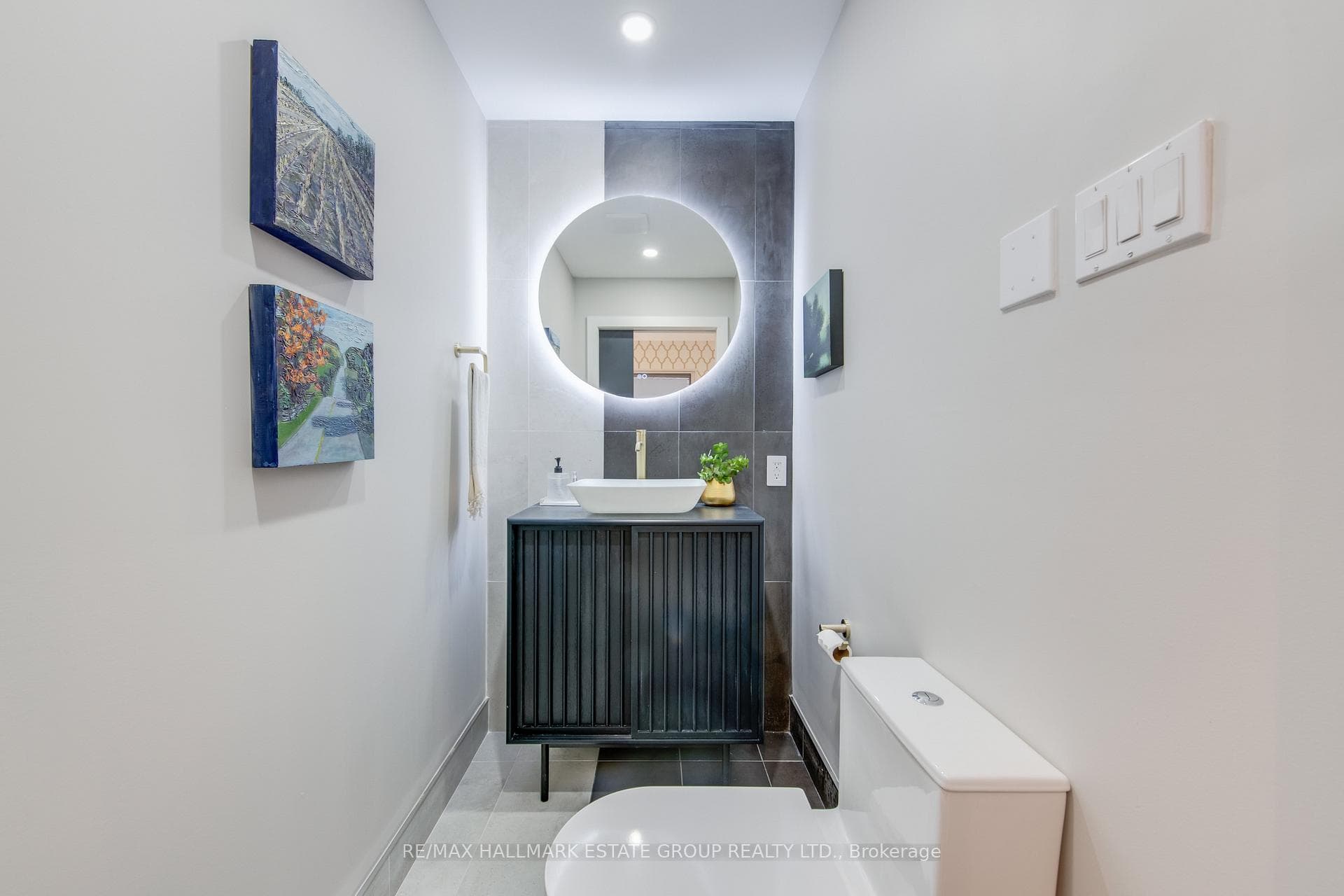 Powder Room