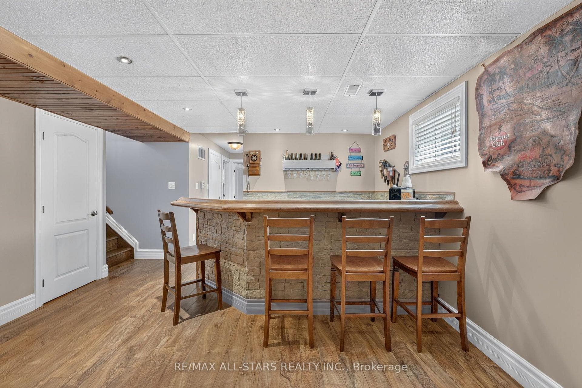 38 Evelyn Avenue photo 16