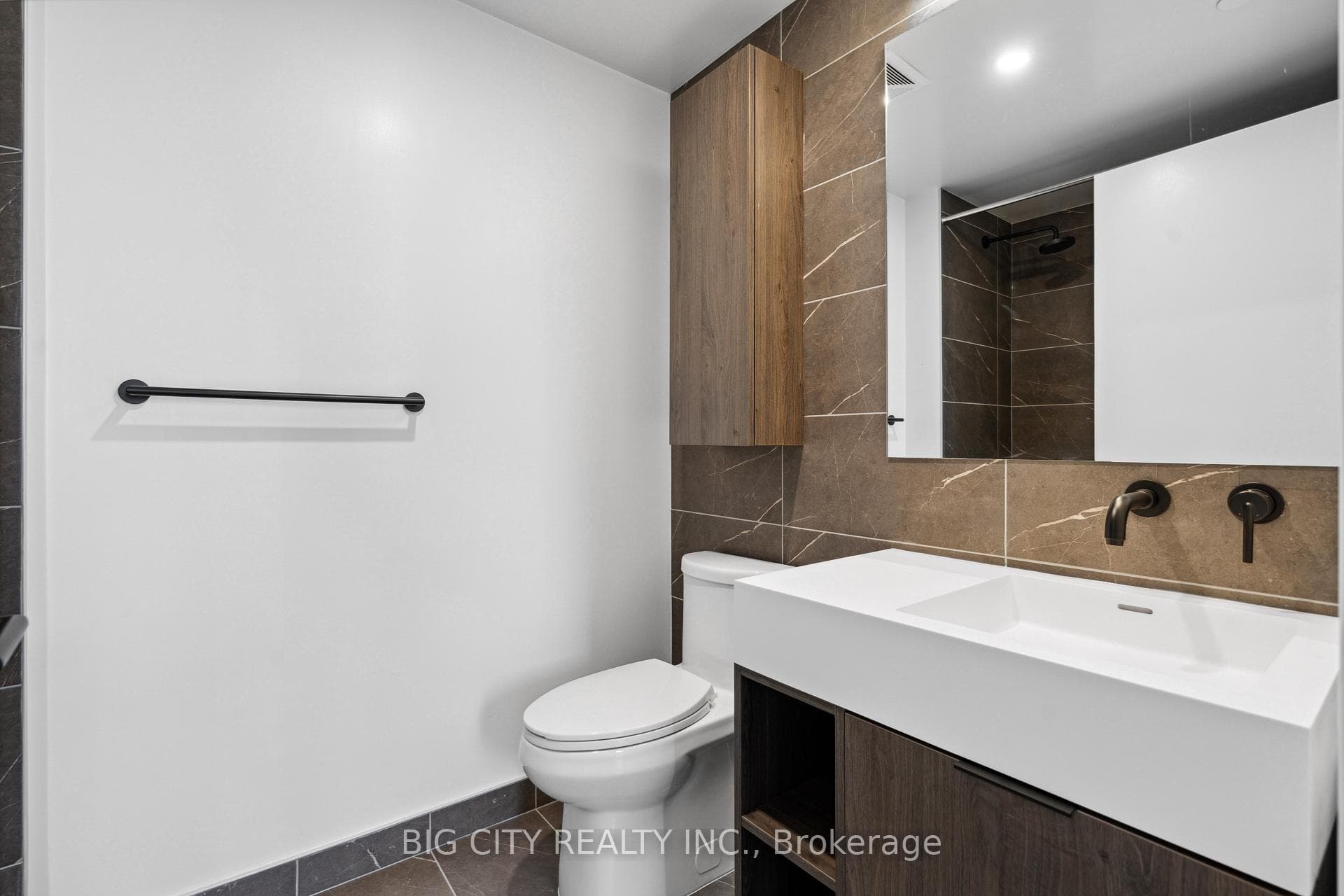 108 Peter Street Unit 3006 photo 9