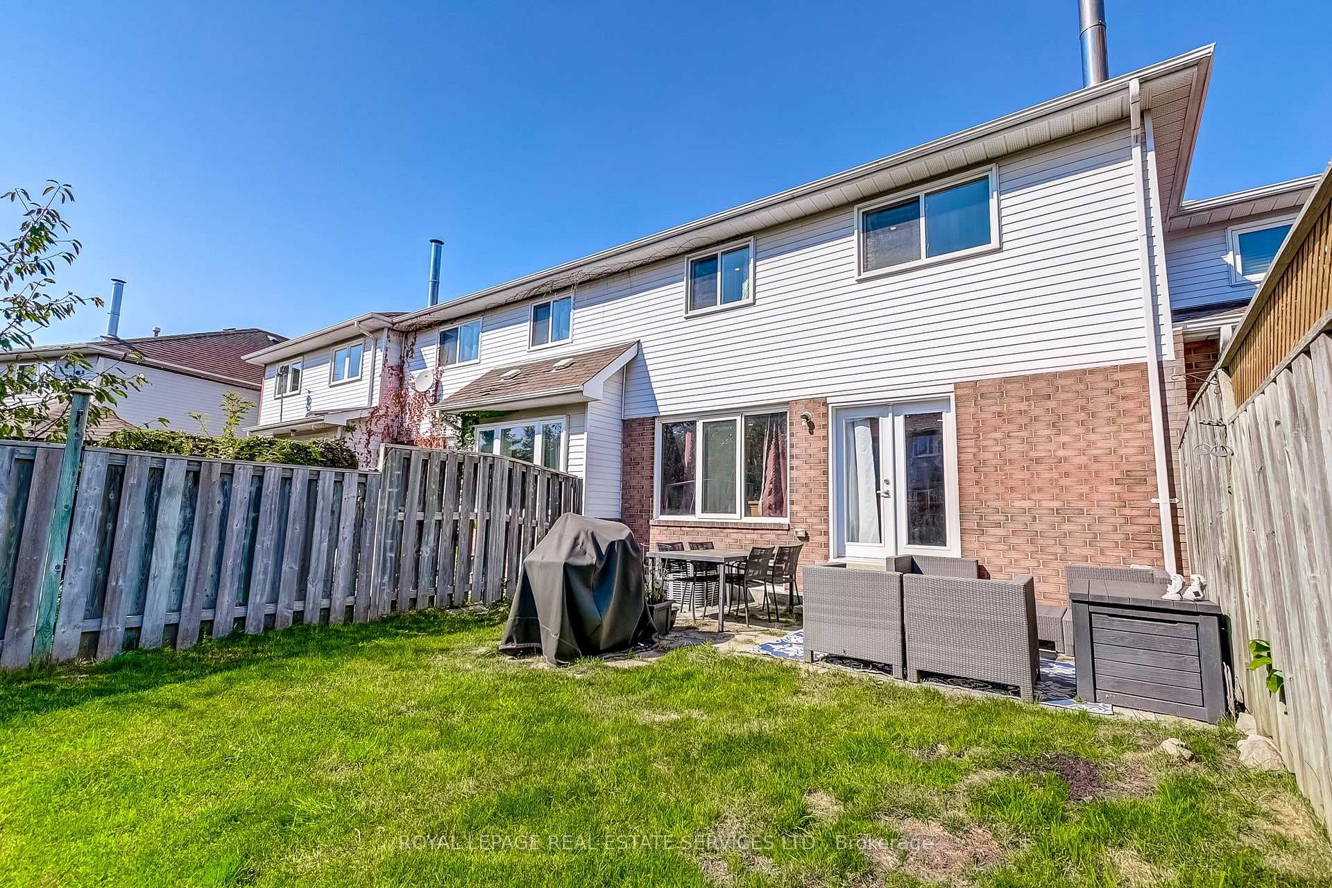 2785 Lindholm Crescent photo 28