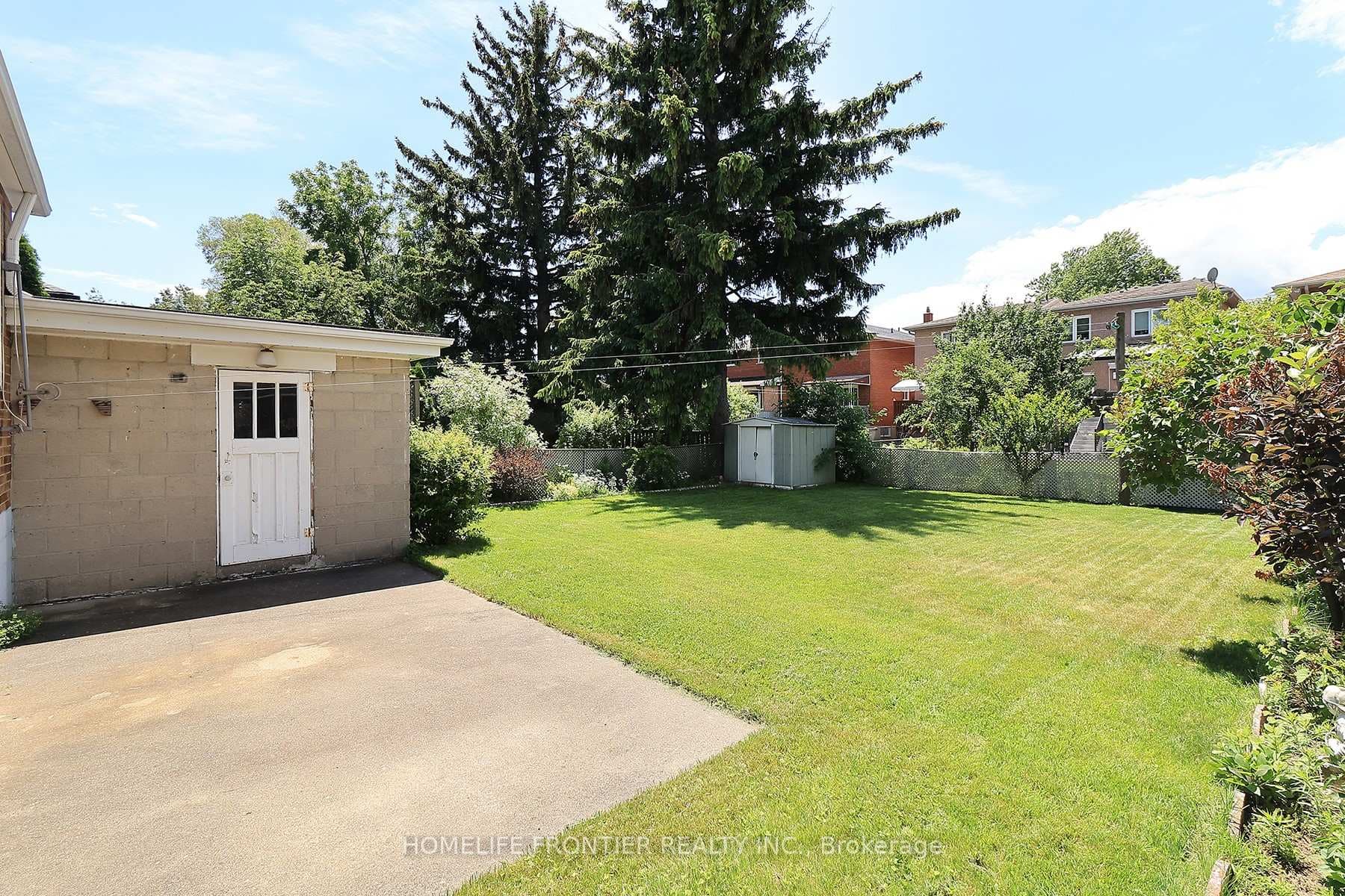 120 North Carson Street photo 22