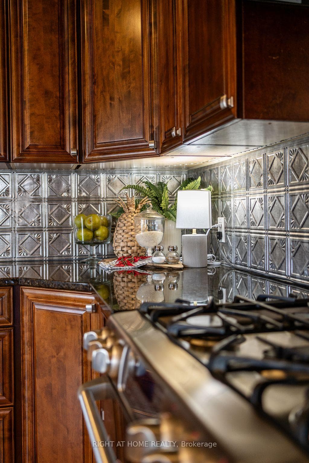 Quality Cabinetry & Gas Stove