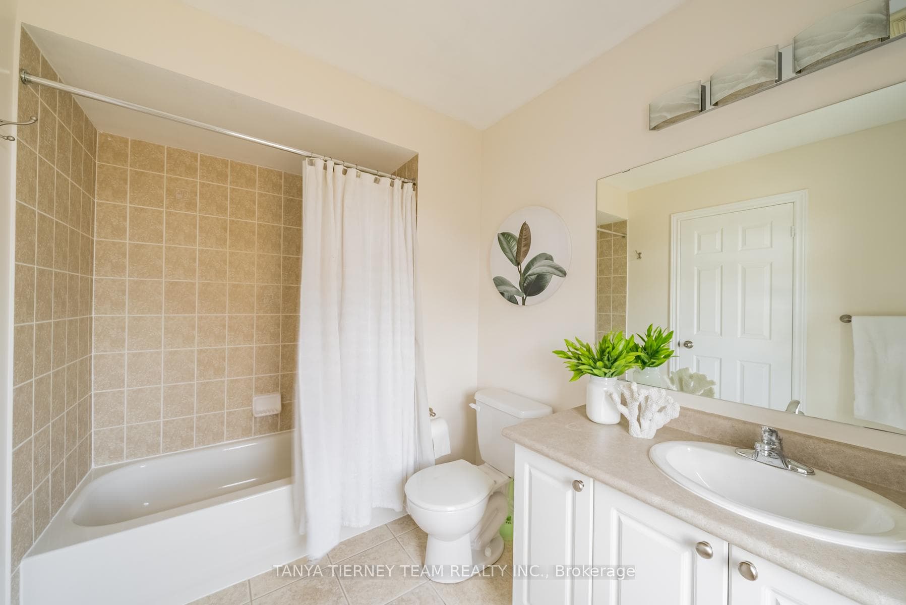 106 Montgomery Avenue photo 27