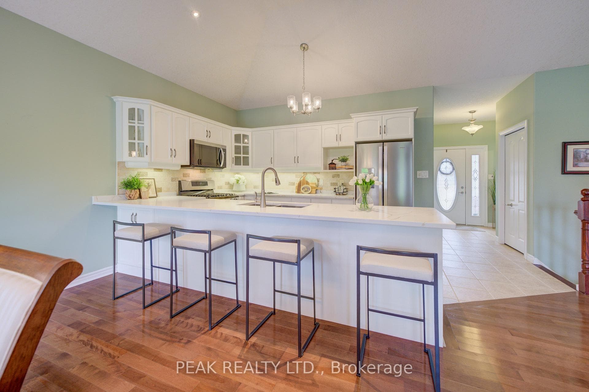 148 Devonshire Drive photo 5