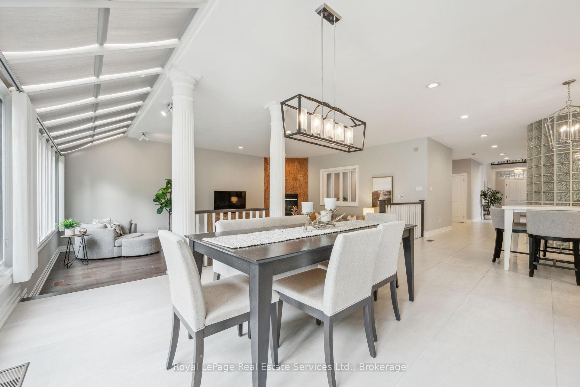 480 CHARTWELL Road photo 13