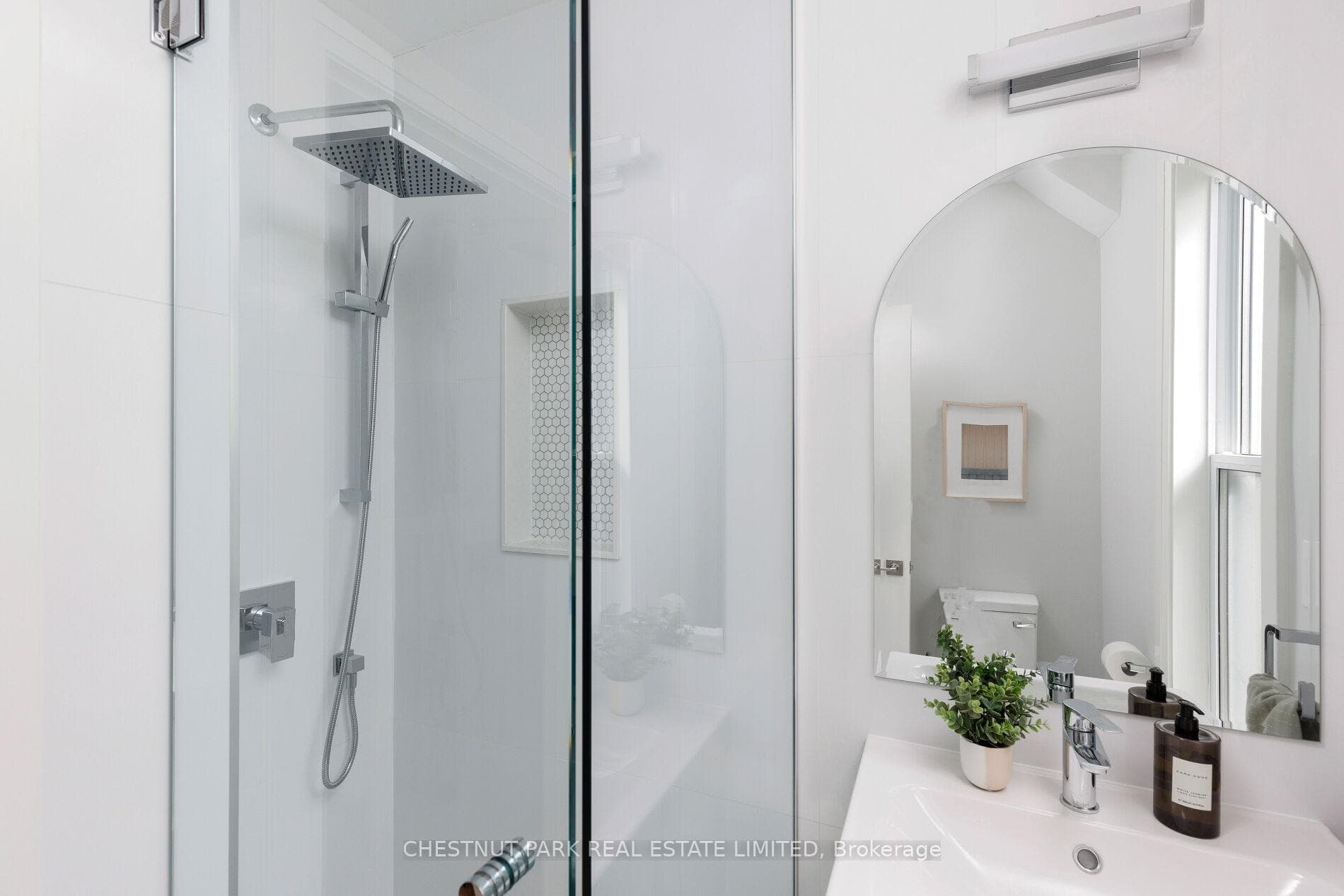 145 Borden Street photo 21