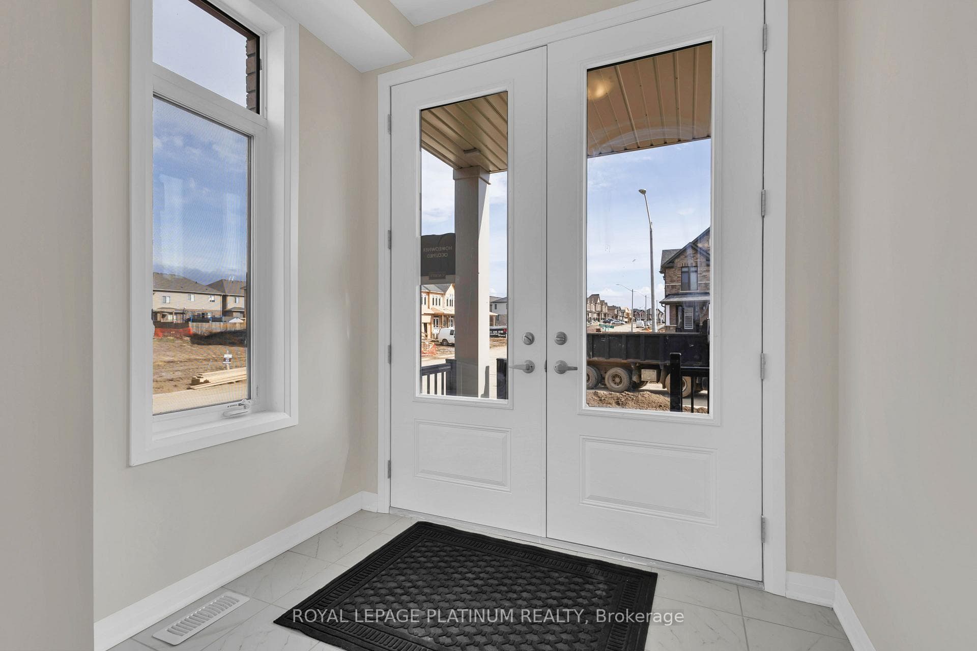 78 Prince Philip Boulevard photo 8