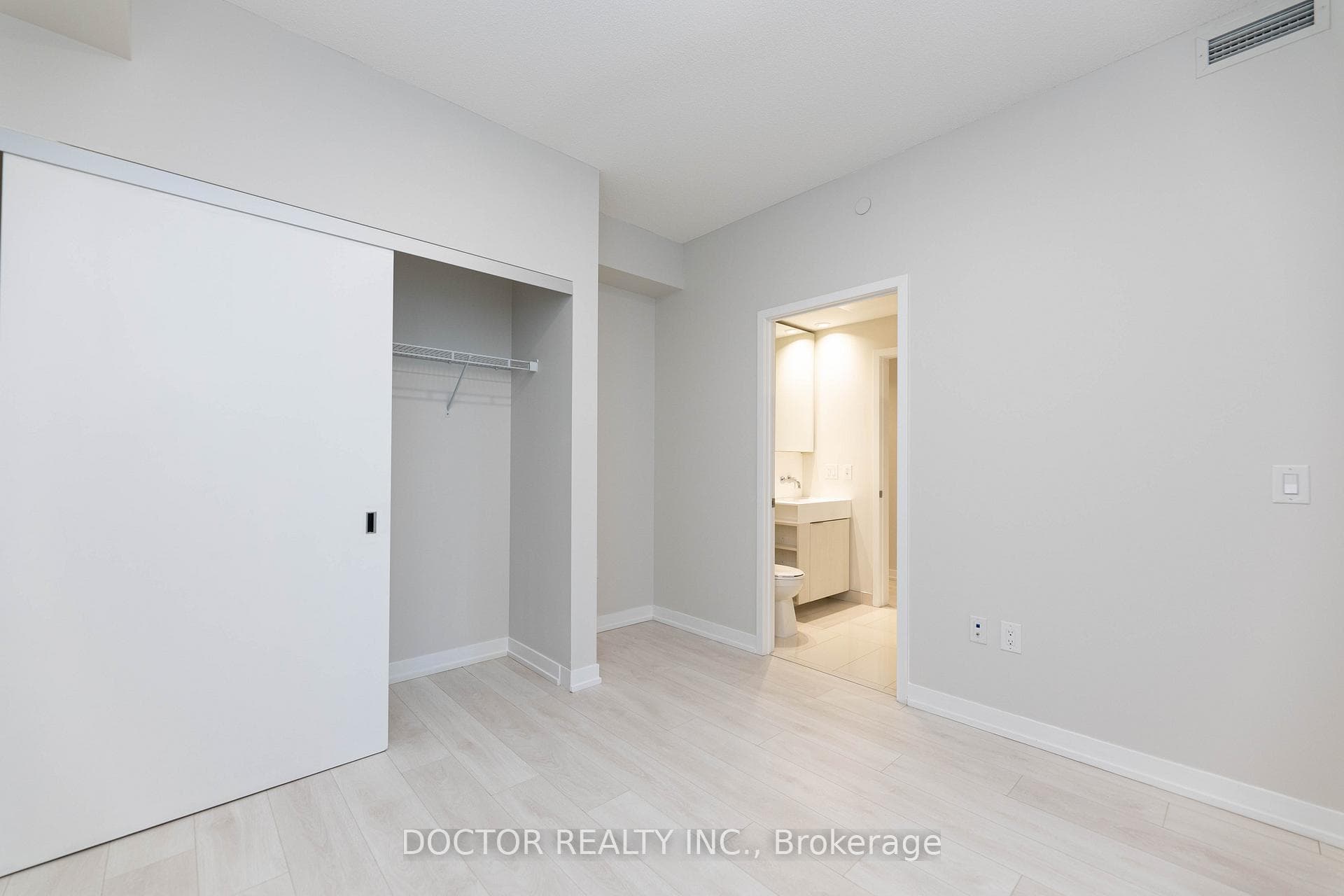 15 Lower Jarvis Street Unit 507 photo 12