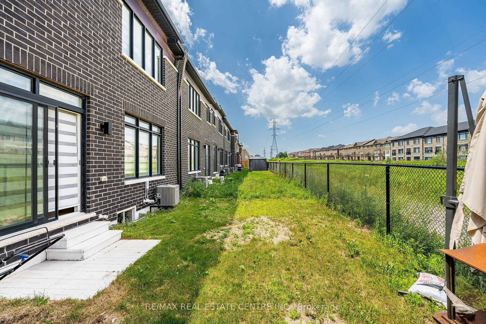 1062 Skyridge Boulevard photo 18