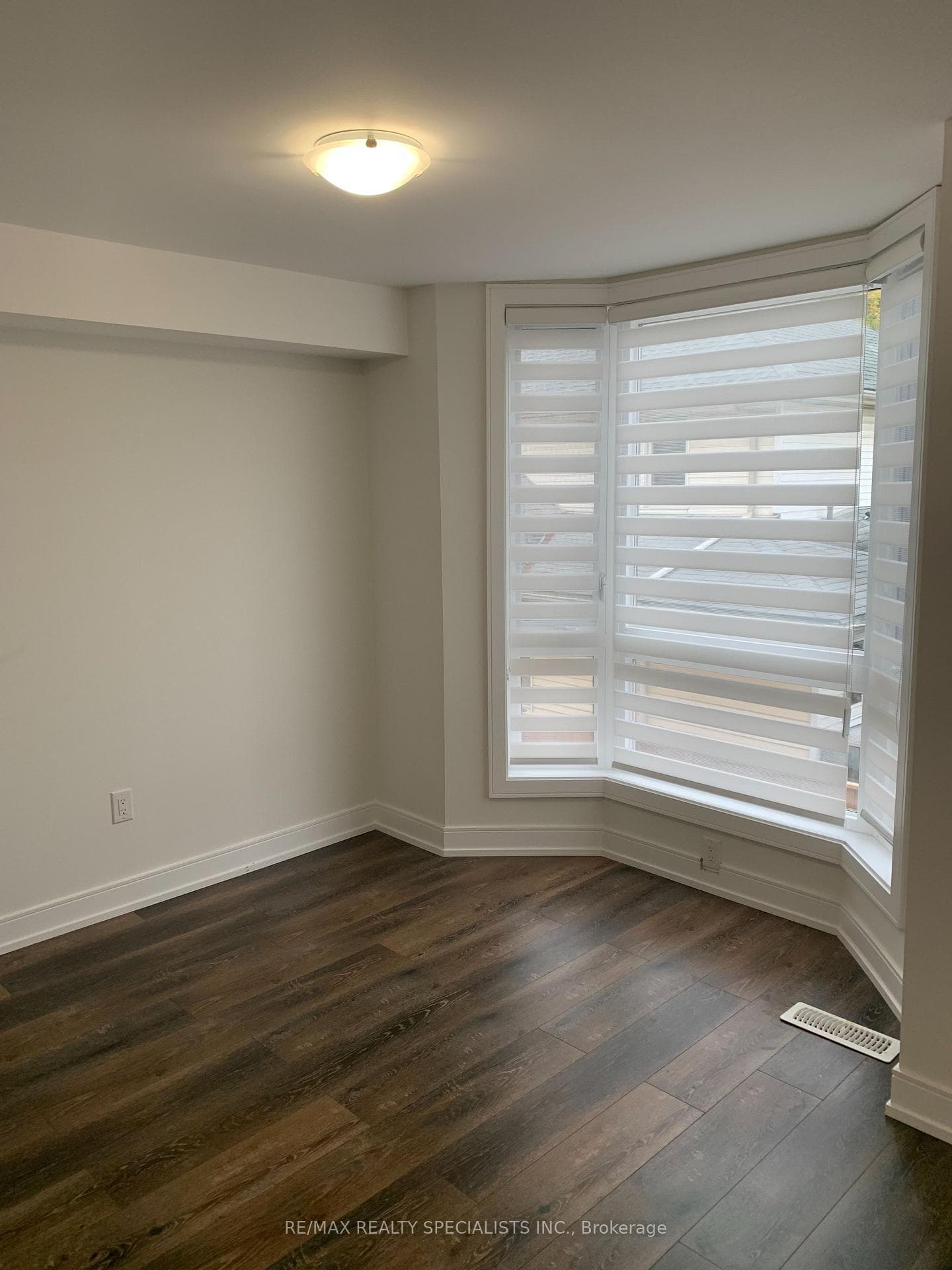 175-177 Russell Avenue Unit 3 photo 3