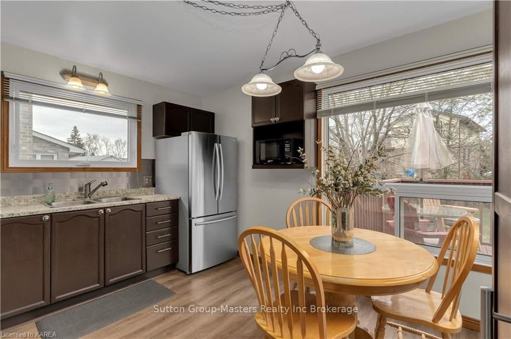 977 NOTTINGHILL Avenue photo 7