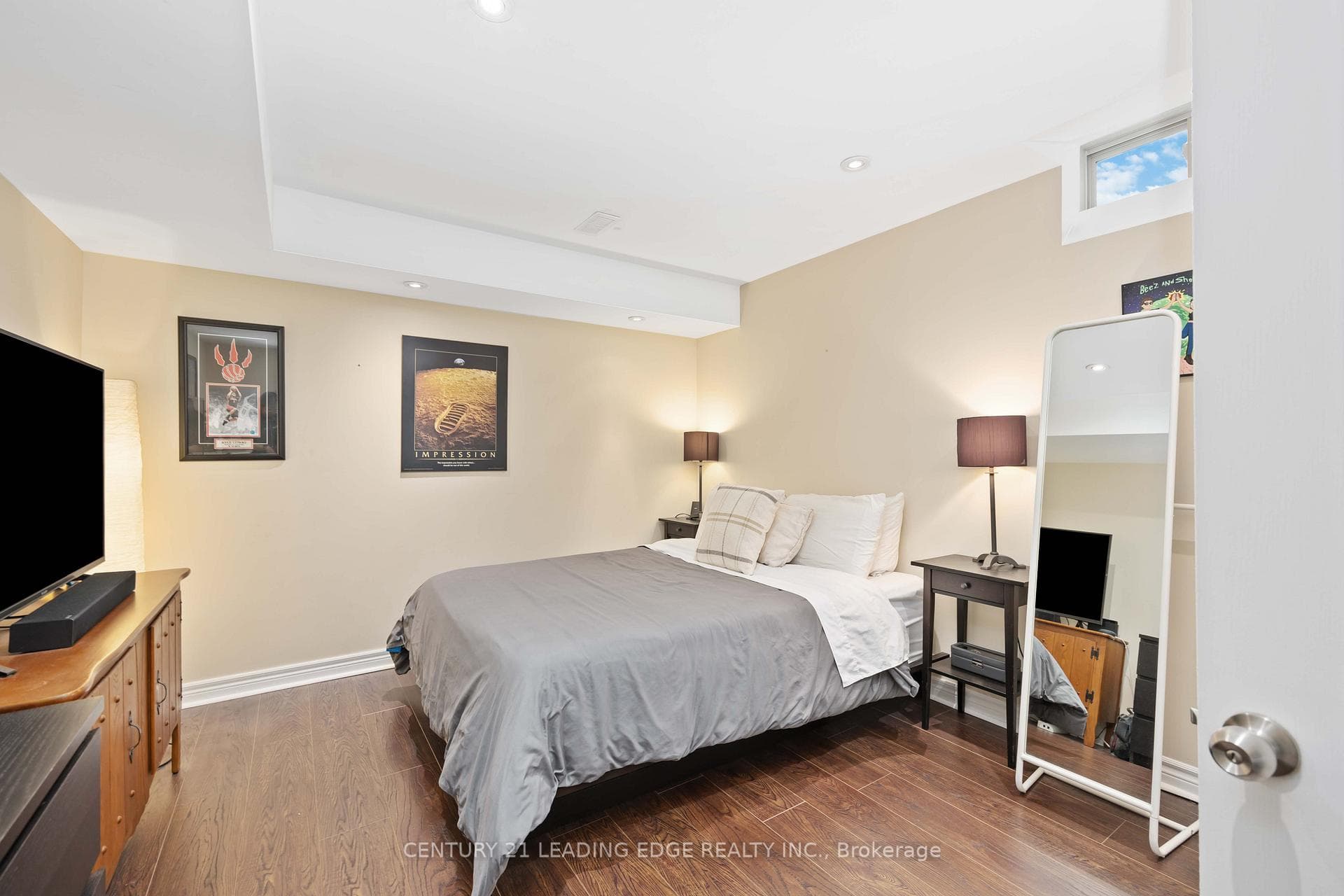 106 Fairlee Circle photo 30