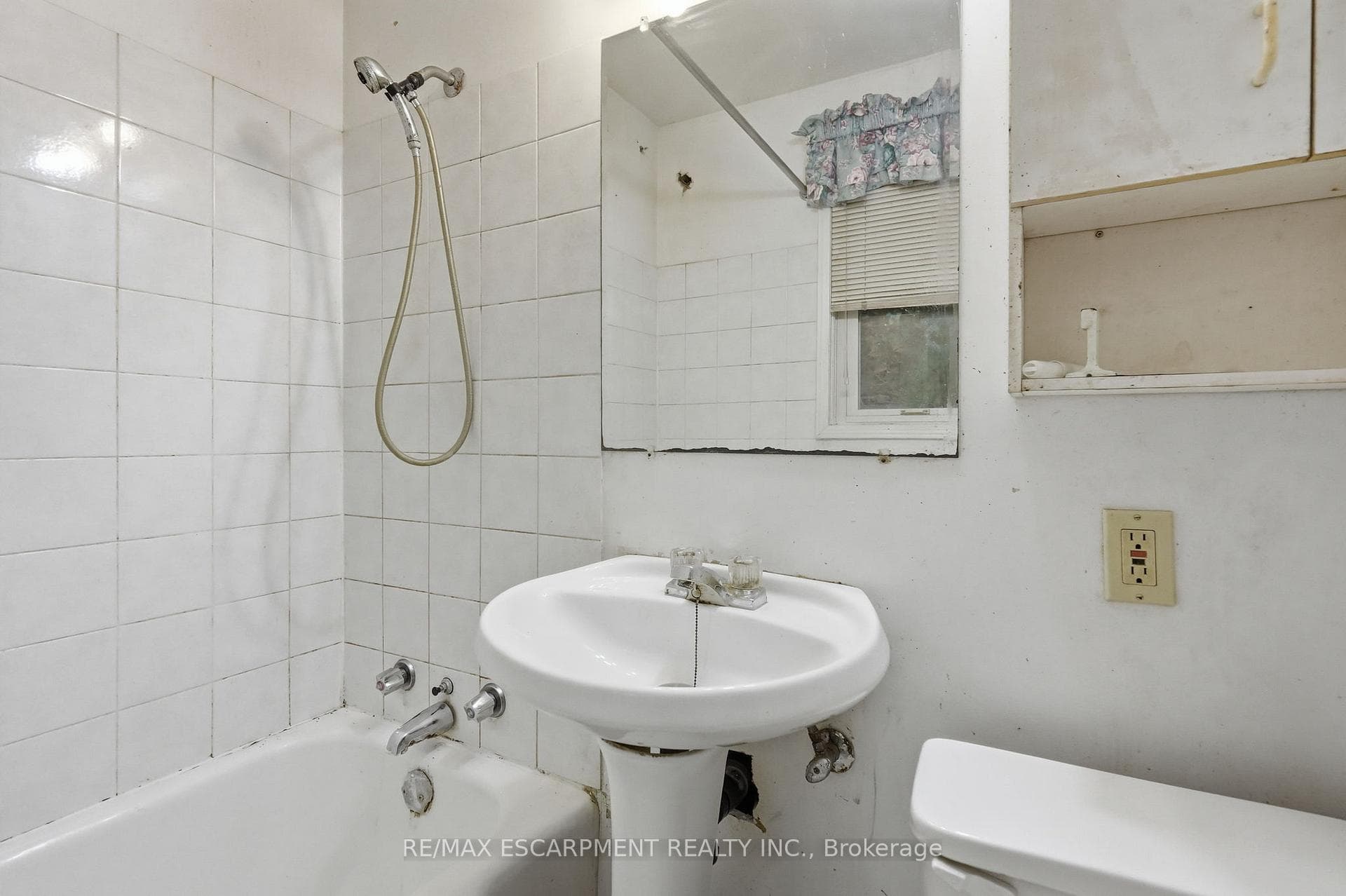34 Eaton Place photo 14