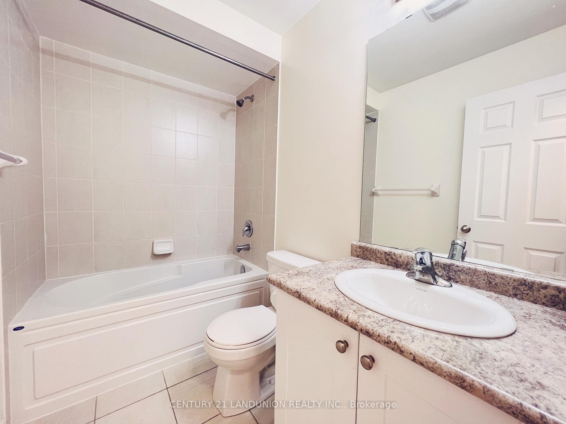 160 Dundas Way photo 12
