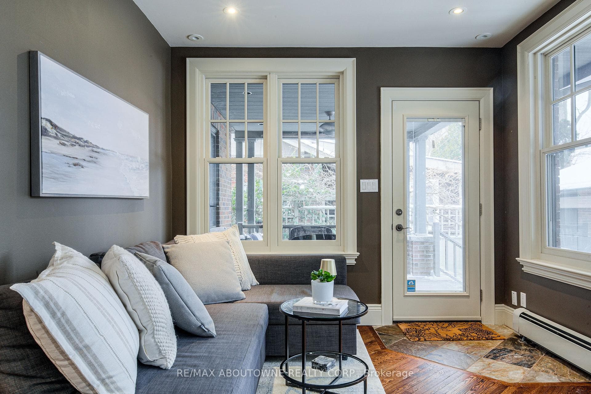 565 Locust Street photo 19