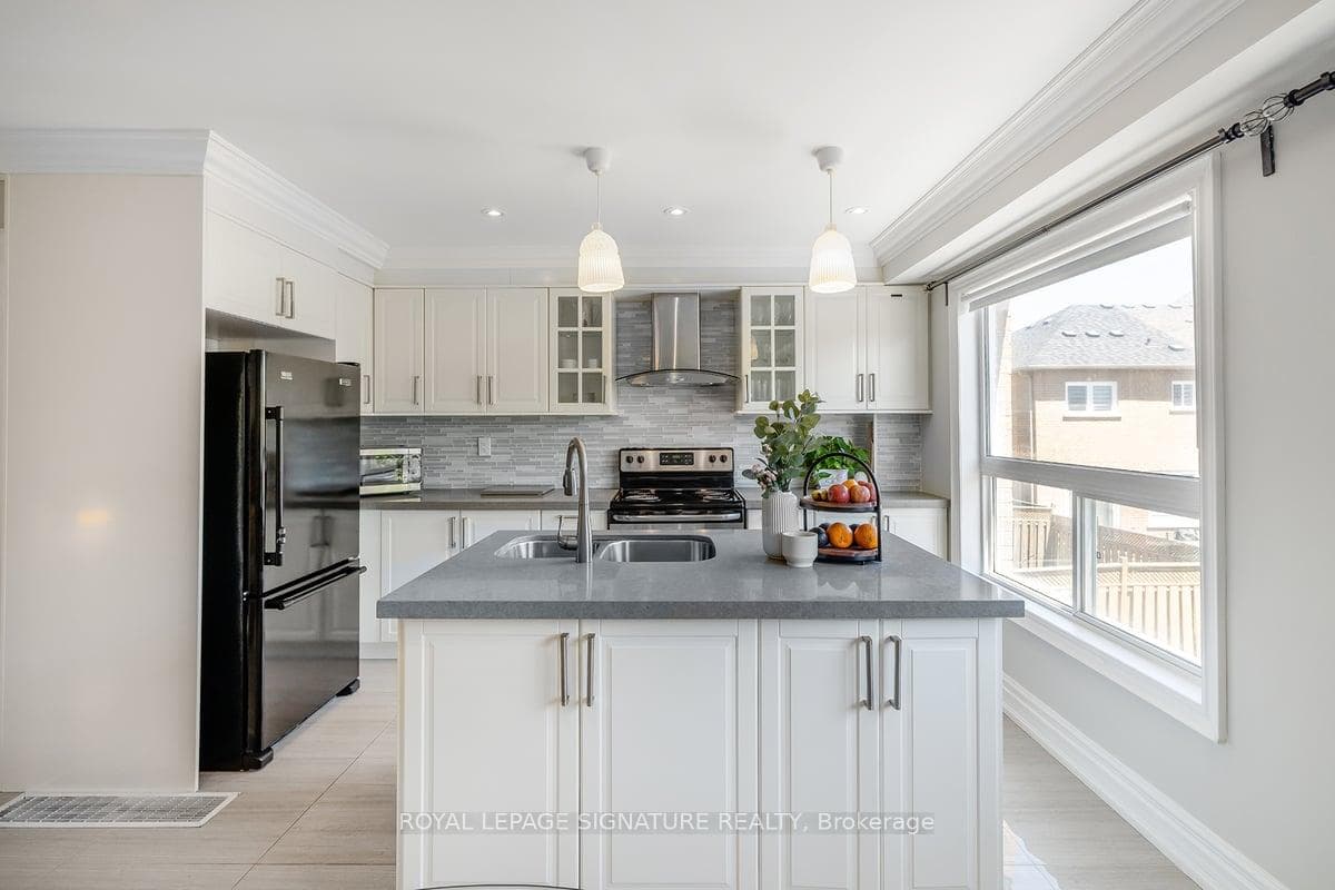 162 Parktree Drive photo 16