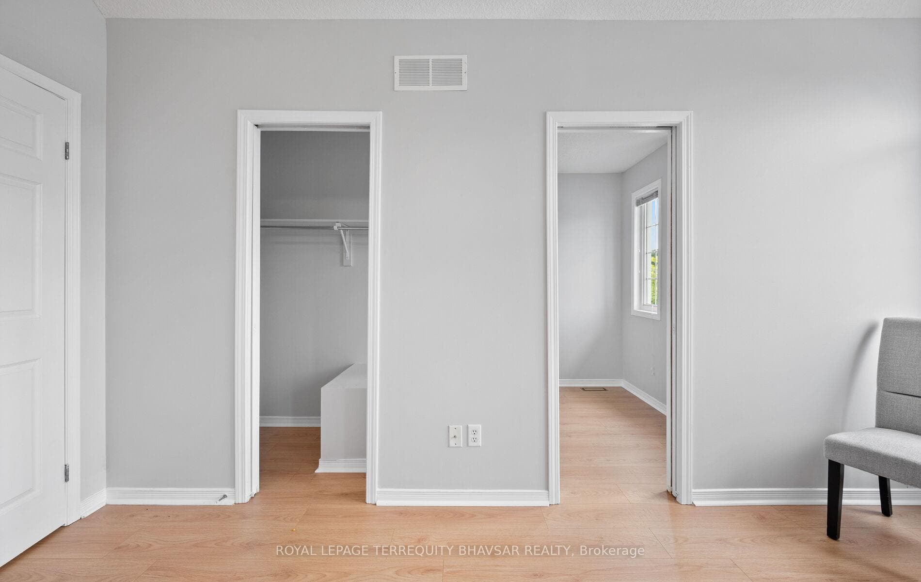 111 Parkvale Drive photo 30