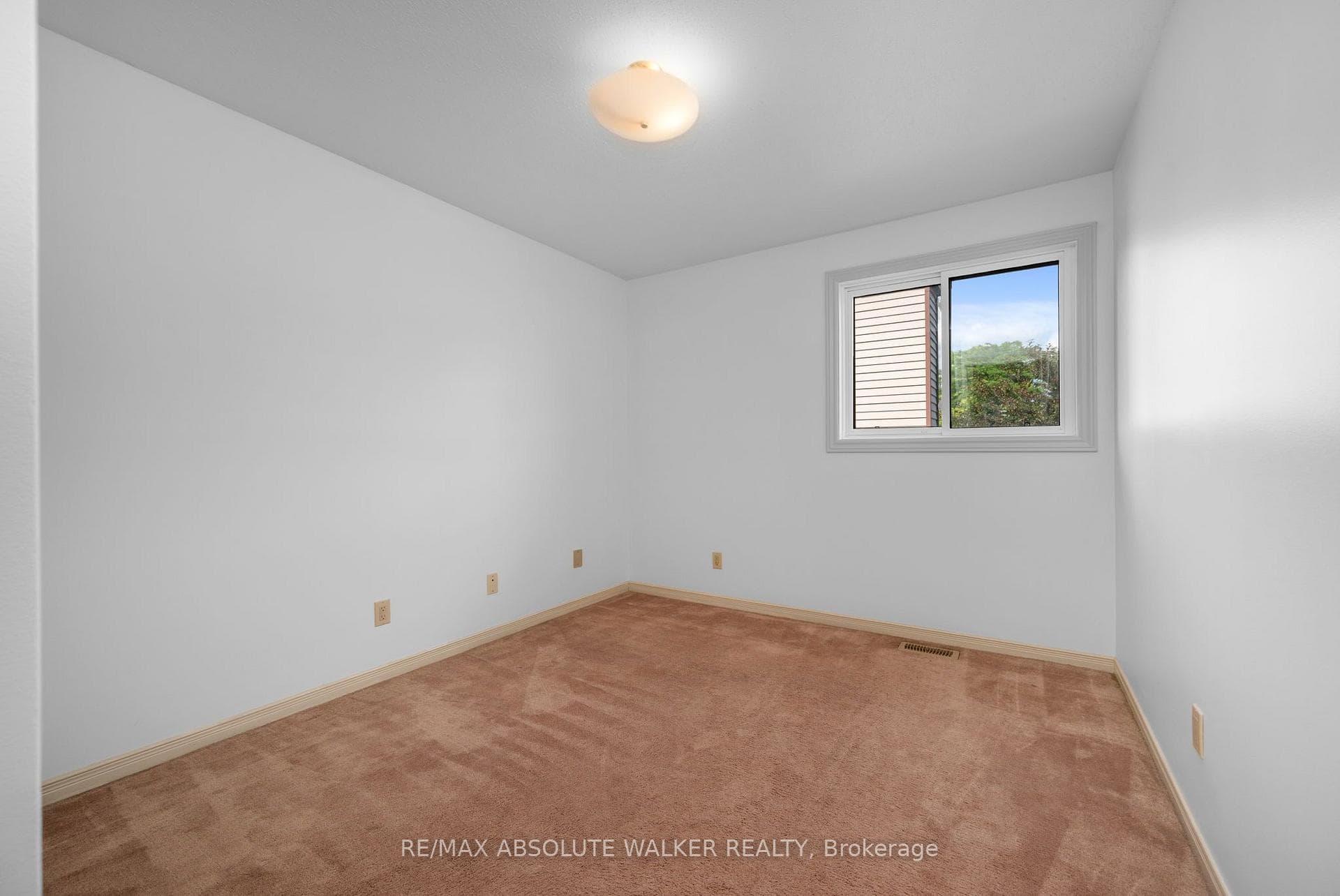 1889 Rosewind Court photo 31