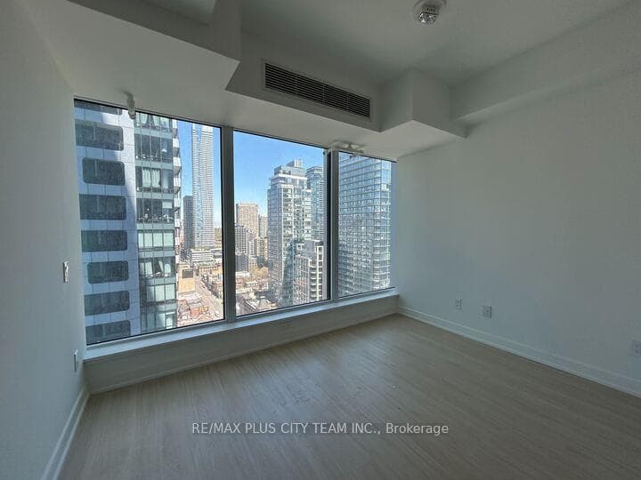 8 Wellesley Street Unit 2908 photo 3
