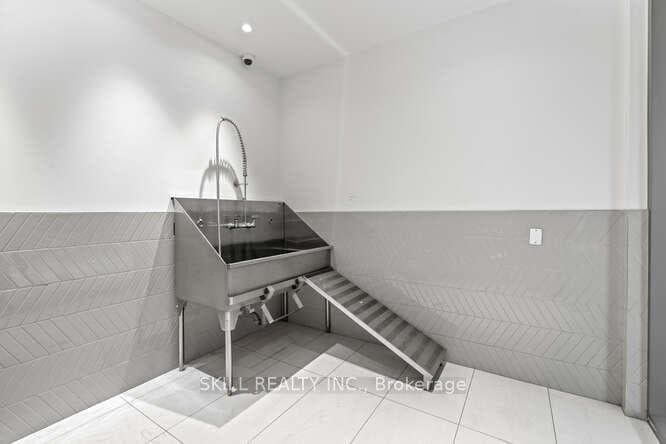 10 De Boers, Unit 315 Drive photo 24