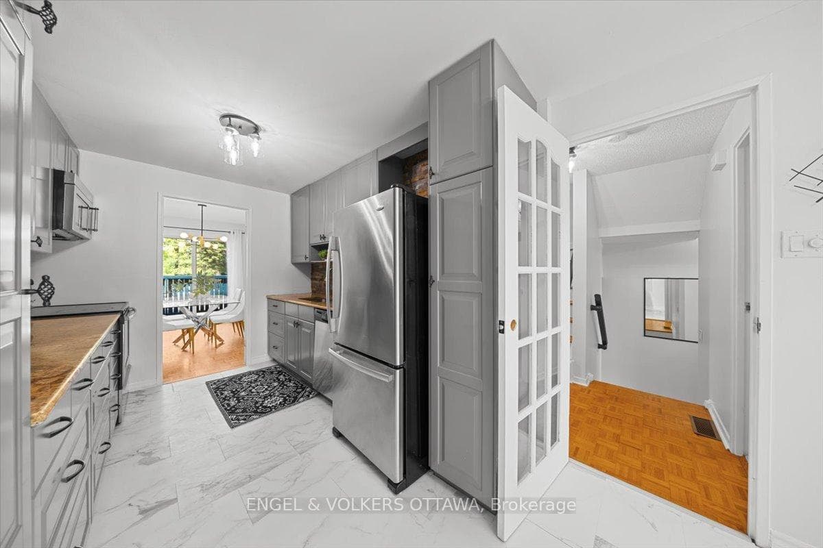 34 Viewpointe Private photo 12