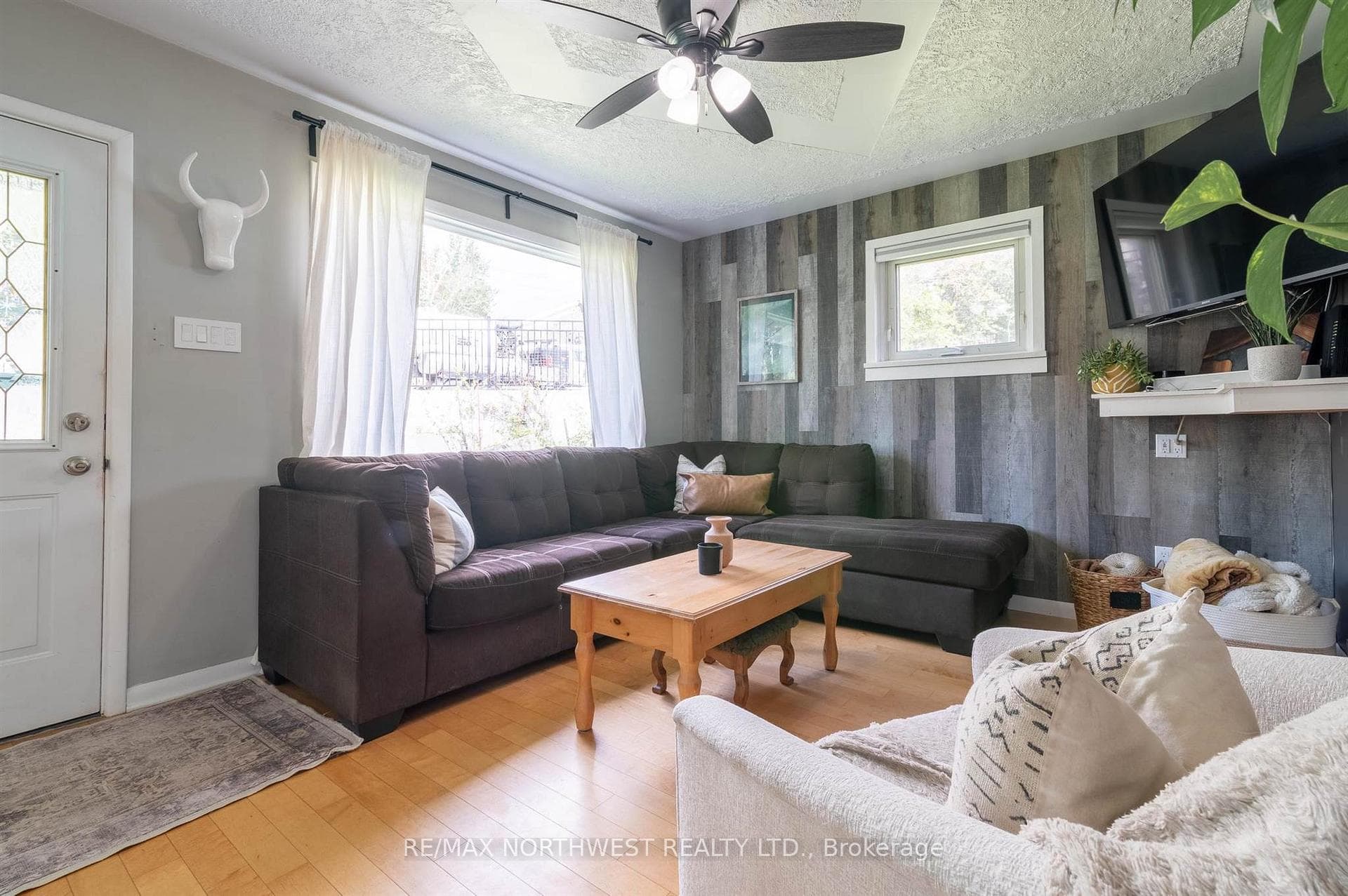 723 13th Avenue photo 9