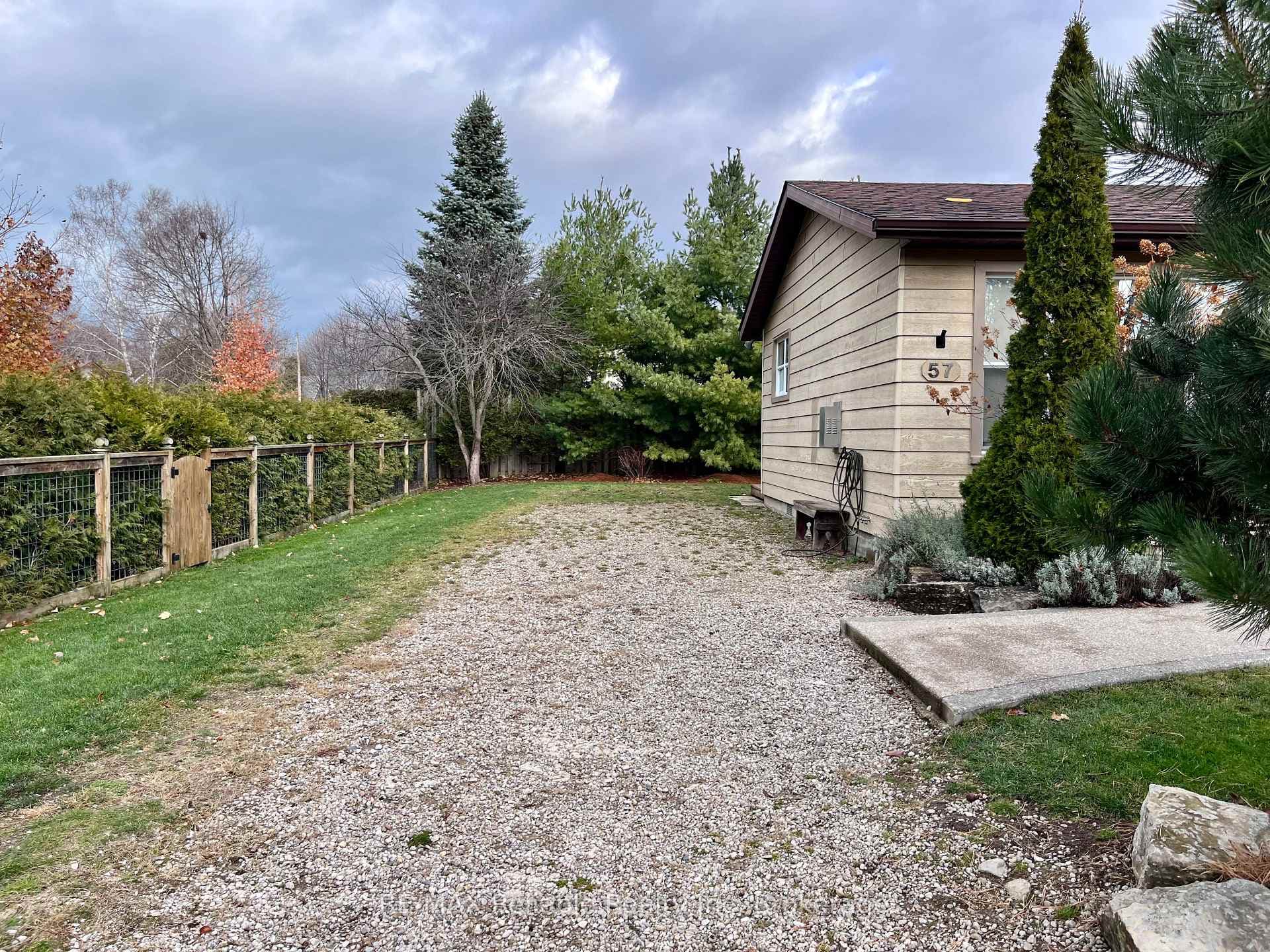 57 Cameron Street photo 34