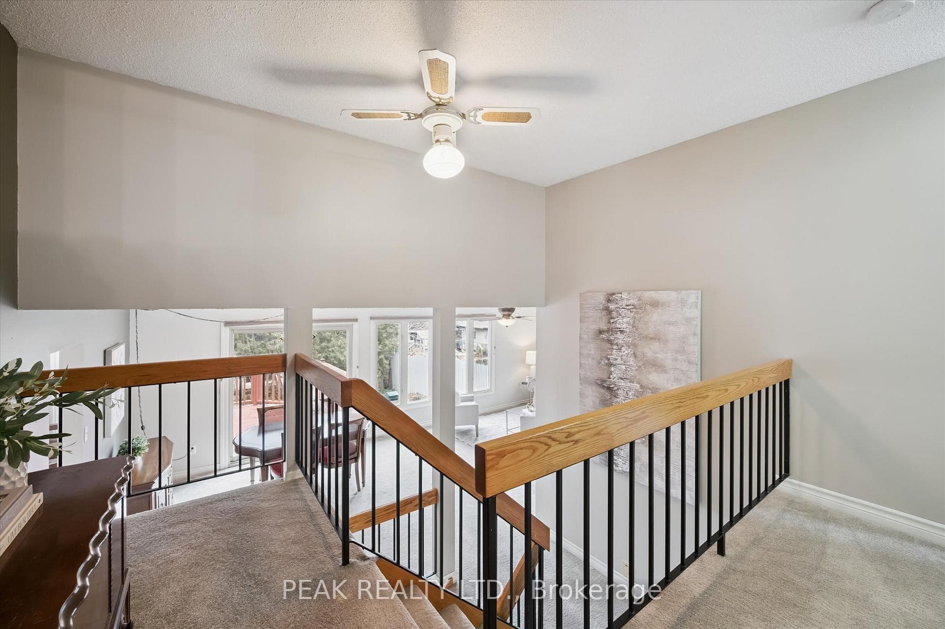 93 Grand River Boulevard photo 20