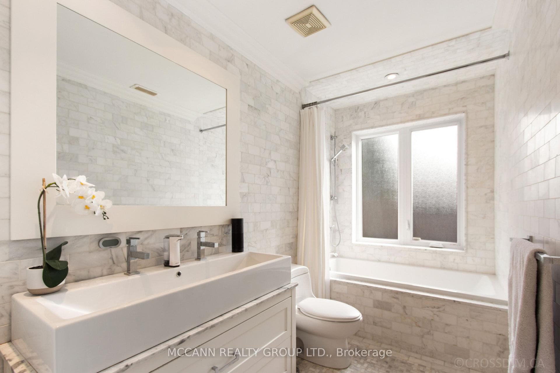 27 Strathgowan Crescent photo 25
