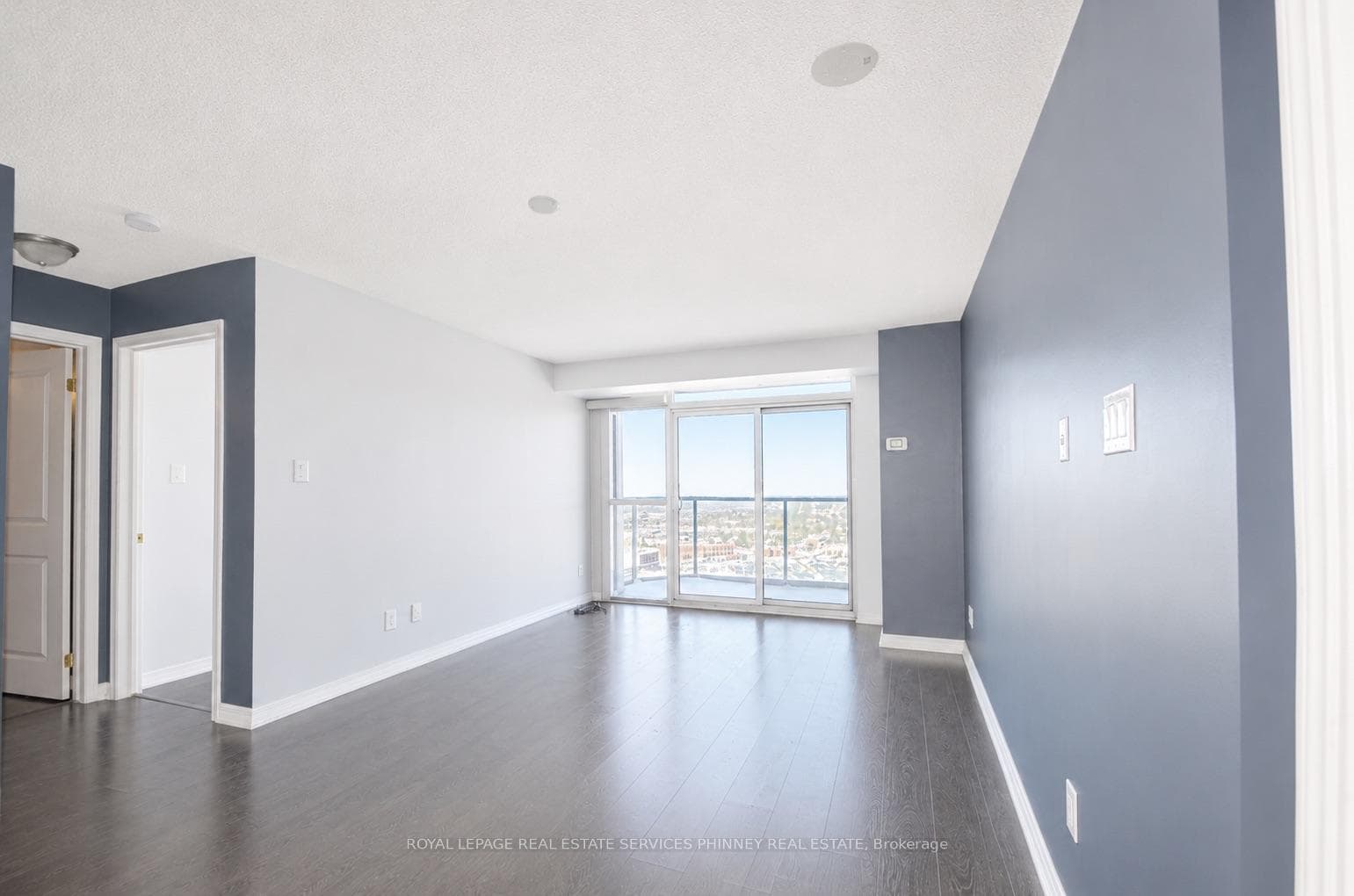 9 George Street Unit 2112 photo 15