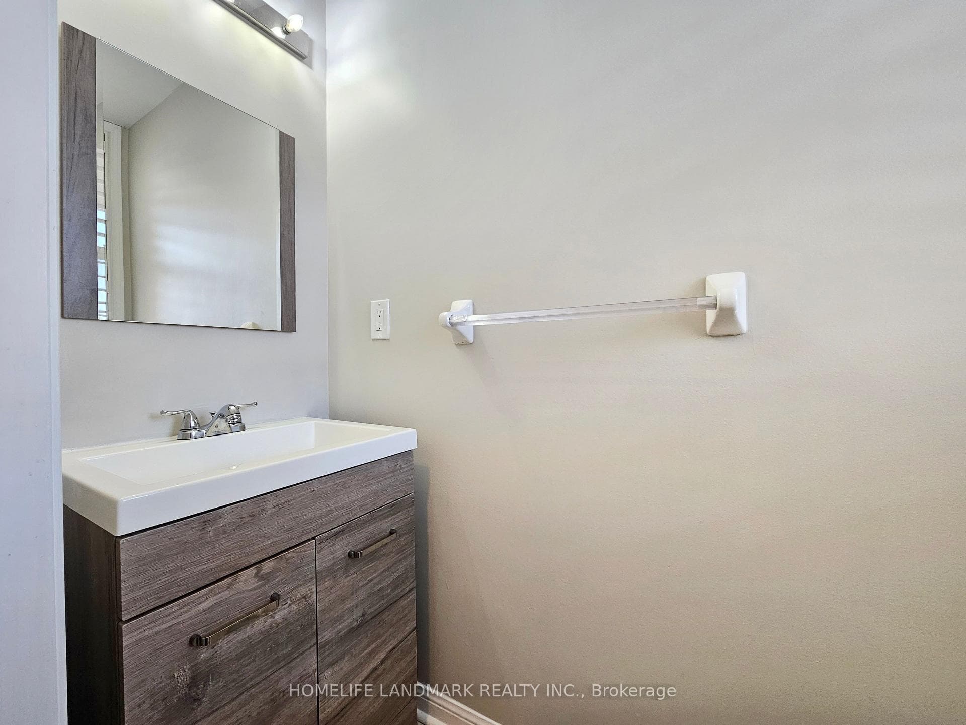 1310 Galesway Boulevard photo 13