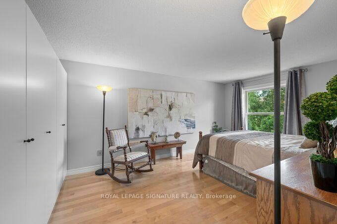 4212 Stonemason Crescent photo 22
