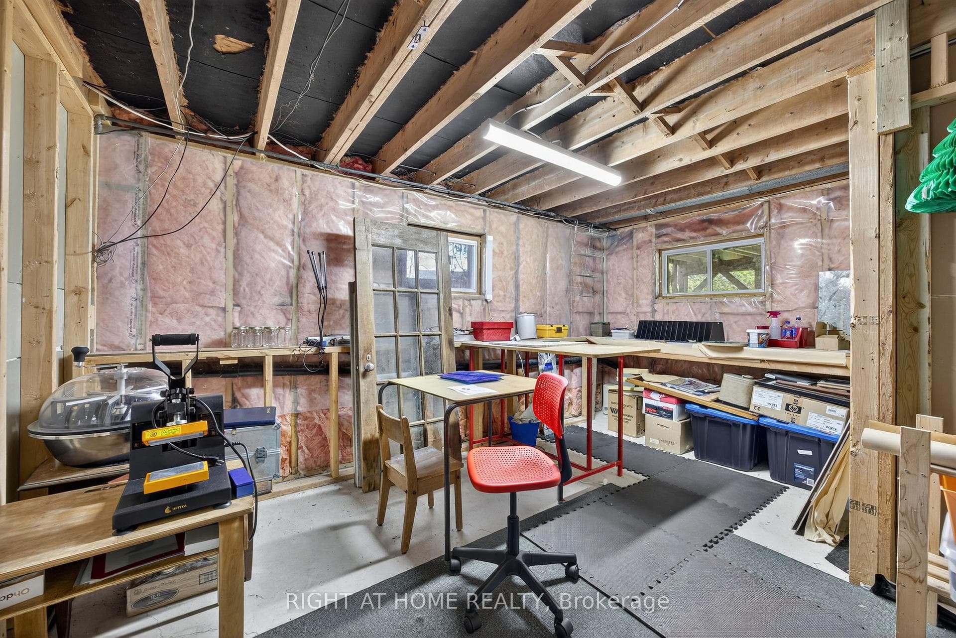 73 Poplar Crescent photo 26